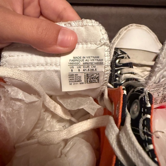 Men’s Chuck Taylor High Top Converse Size 8 - Picture 5 of 6